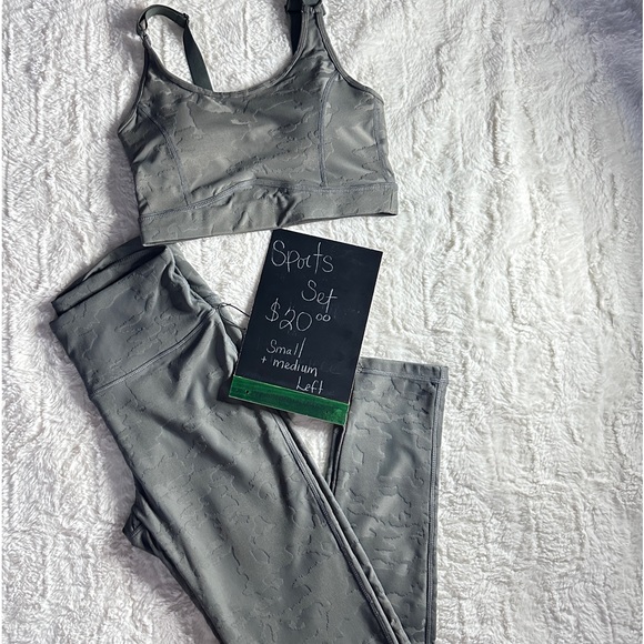 Athletic Wear - Tight Leggings with Matching Bra set - Blue,Green,zebra blue - Picture 5 of 6